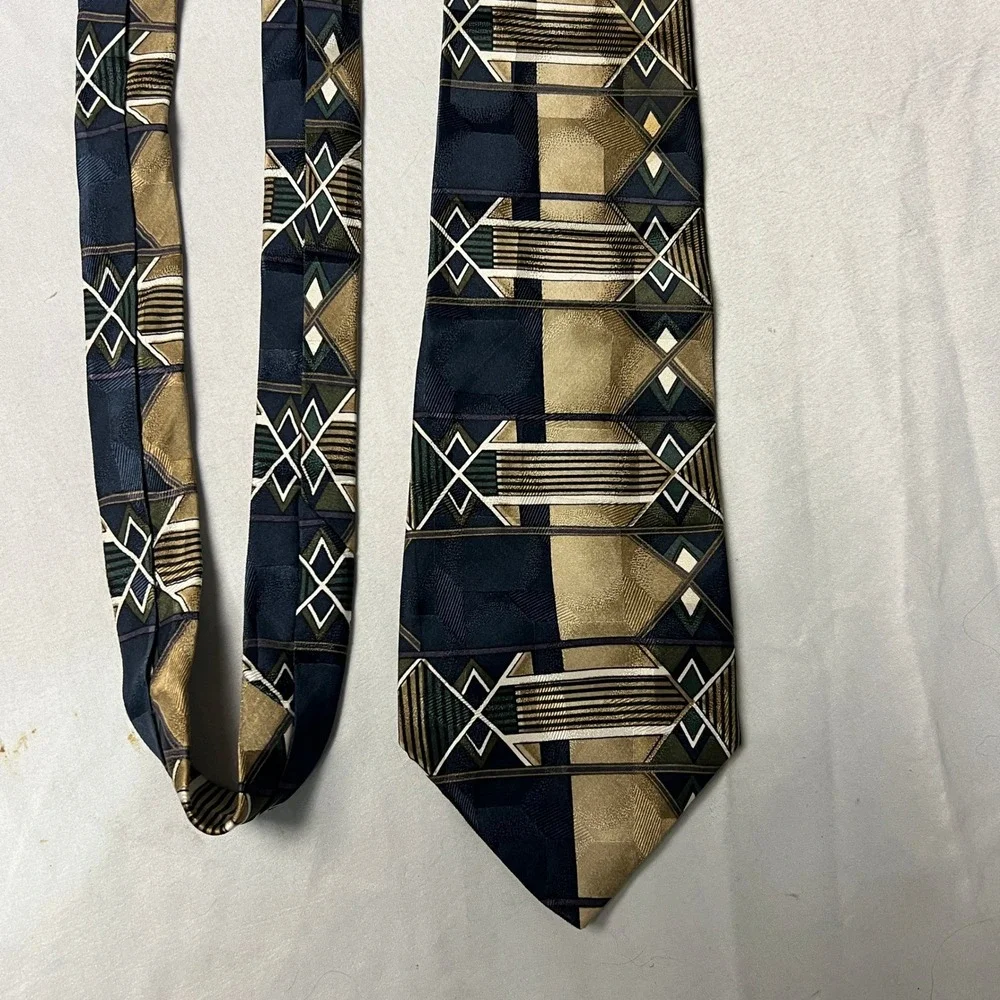 Adolfo Couture Mens‎ Tie Geometric Pattern Artsy Bold Navy Gold Green Silk Blend